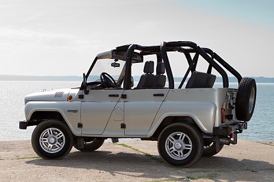 uaz_hanter_beach_400.jpg