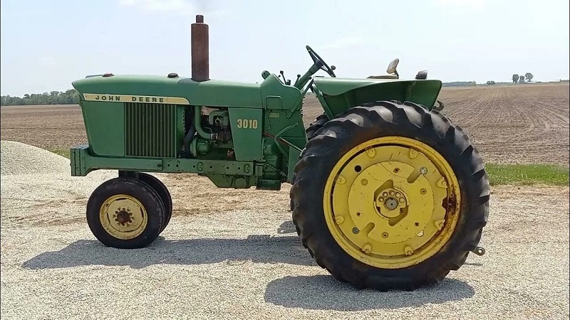 3-john-deere-3010.jpg 3-john-deere-3010.jpg