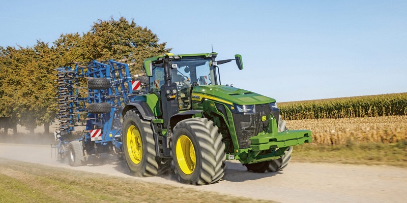 03 - 8R 540-2.jpg